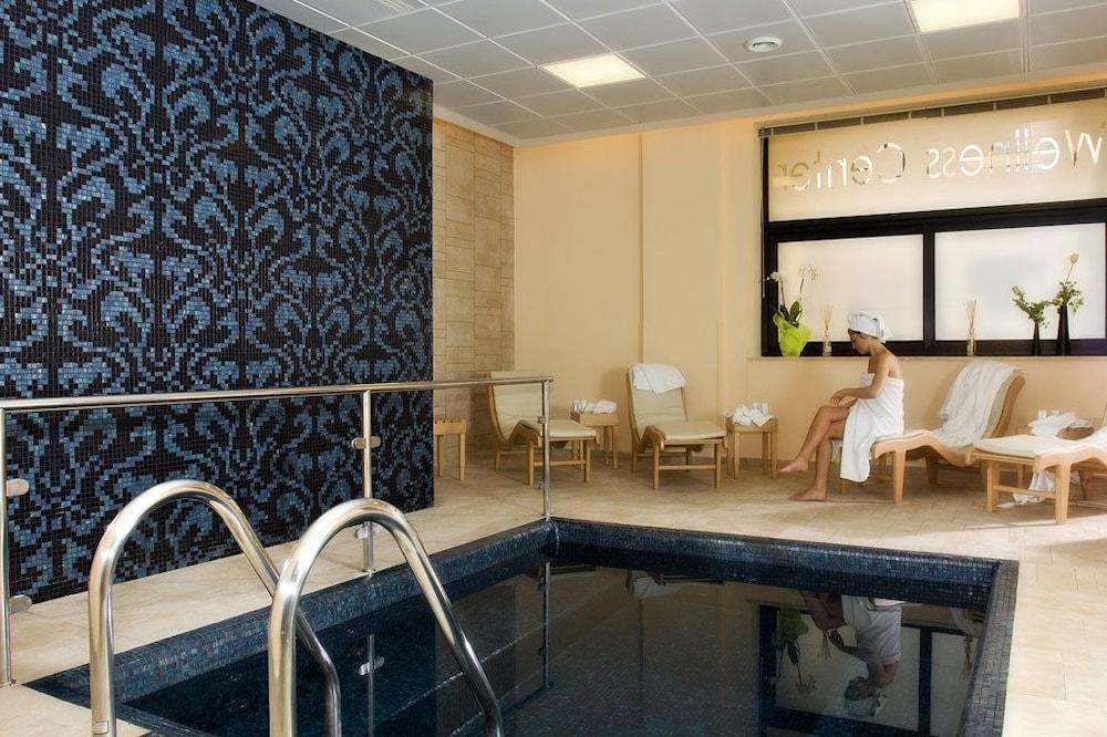 Mahara Hotel & Wellness Мадзара дел Вало Екстериор снимка