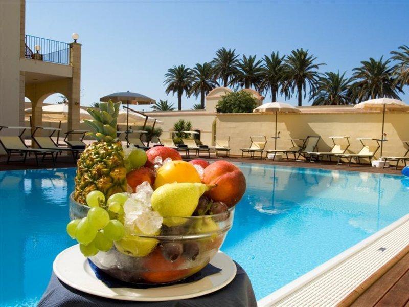Mahara Hotel & Wellness Мадзара дел Вало Екстериор снимка